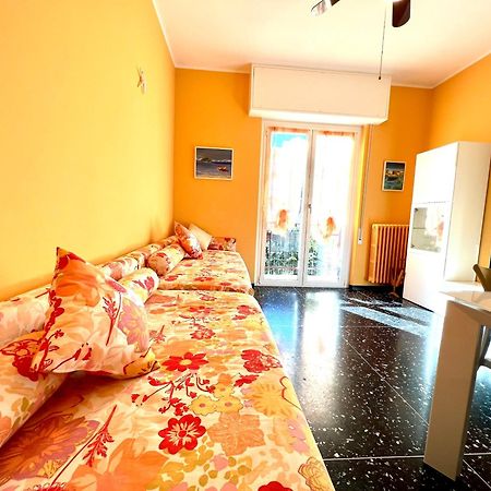 Appartement La Stella Marina - 150 Metri Dal Mare Con Box Auto à Spotorno Extérieur photo