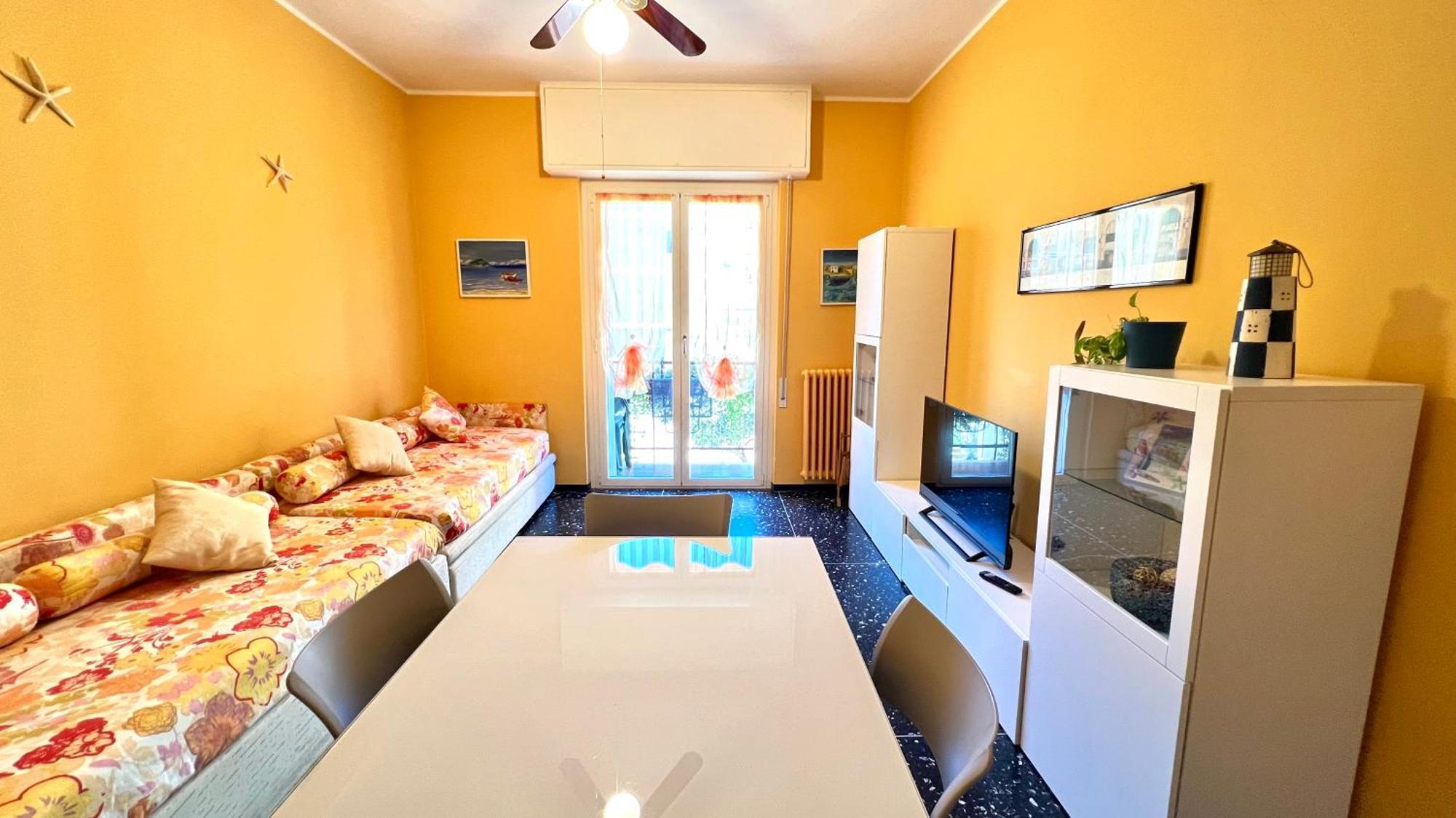 Appartement La Stella Marina - 150 Metri Dal Mare Con Box Auto à Spotorno Extérieur photo